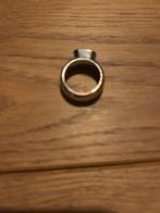 Zilvere ring met zirkonia steen M 17, Ophalen, Zo goed als nieuw, 17 tot 18, Dame
