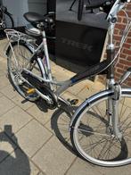 fiets, Fietsen en Brommers, Fietsen | Dames | Damesfietsen, Ophalen, Versnellingen, Batavus, Zo goed als nieuw