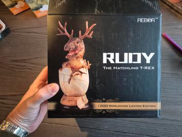 Rebor Rudy T-Rex Hatchling Beeldje beschikbaar voor biedingen