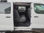Opel Vivaro 122PK Dubbel Cabine L2H1 Navi Trekhaak Airco Cru, Auto's, Stof, Gebruikt, Euro 6, 4 cilinders