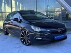 Opel Astra 1.6 Innovation 200pk Schuifdak / Leder / Camera /, Auto's, Opel, Lichtsensor, Gebruikt, 4 cilinders, Zwart