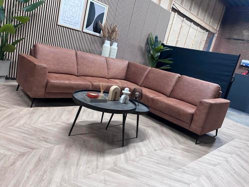 ZGAN Industriële Kapenga Lederen Hoekbank -Cognac- 248 x 248, Huis en Inrichting, Banken | Bankstellen, Zo goed als nieuw, Hoekbank