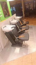 Kappers stoelen en 3 wasbak