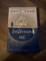 The Light Between Us - Katie Khan, Ophalen, Zo goed als nieuw, Katie Khan, Europa overig