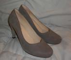 pumps met hoge hakken maat 40  merk : Clarks, Pumps, Ophalen of Verzenden, Zo goed als nieuw, Grijs
