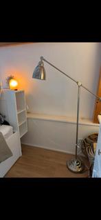 IKEA Vloerlamp Chroom - Verstelbaar & Stabiel, Huis en Inrichting, Lampen | Vloerlampen, Ophalen of Verzenden, Zo goed als nieuw