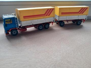 Siku 3115 Volvo F12 met aanhanger  beschikbaar voor biedingen