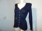 Rosemunde donker blauw vest met afwerking van kant L, Kleding | Dames, Truien en Vesten, Maat 42/44 (L), Zo goed als nieuw, Rosemunde