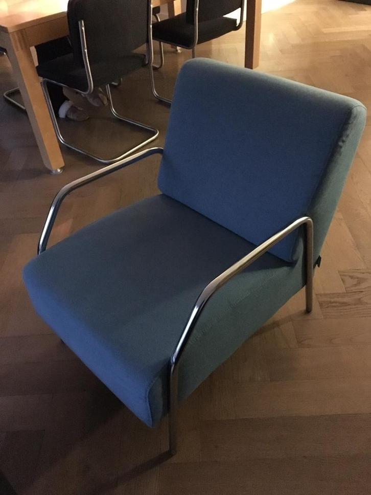 WOOOD fauteuil Cato petrol, Huis en Inrichting, Fauteuils, Zo goed als nieuw, Metaal, Stof, 50 tot 75 cm, 75 tot 100 cm, Ophalen