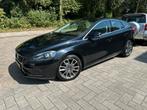Volvo V40 1.6 D2 115PK 2014 Zwart Summum, Auto's, Voorwielaandrijving, Beige, 4 cilinders, Zwart