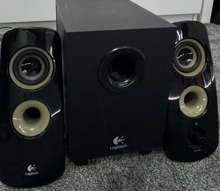 Logitech z323 speakers met subwoofer, Computers en Software, Pc speakers, Zo goed als nieuw, Ophalen of Verzenden