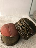 Oosters speldenkusen reisnaaigerei fournituren, Antiek en Kunst, Ophalen of Verzenden