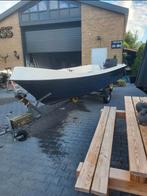 Sloep Garda 500 op trailer inclusief motor en stuurconsole, Watersport en Boten, Sloepen, Ophalen, 10 tot 30 pk, Gebruikt, Buitenboordmotor