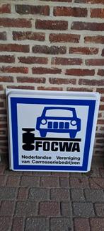 Focwa reclame bord, Verzamelen, Automerken, Motoren en Formule 1, Ophalen, Zo goed als nieuw, Auto's