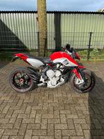 MV agusta Rivale 800 quikshifter 2013, Naked bike, Particulier, 3 cilinders, 800 cc