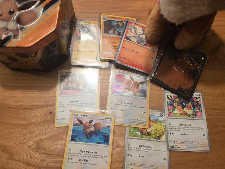 Eevee pokemon pakket, Hobby en Vrije tijd, Verzamelkaartspellen | Pokémon, Nieuw, Ophalen of Verzenden