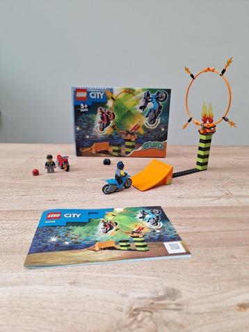 Lego city 60299 - stuntcompetitie beschikbaar voor biedingen