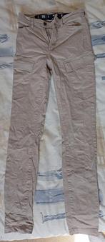 G star cargo broek  maat 26/32, Beige, Ophalen of Verzenden, Zo goed als nieuw, Maat 34 (XS) of kleiner