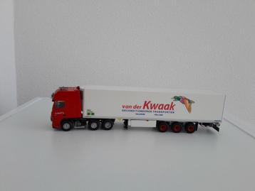 Daf 95 xf Twinstuur van.der.Kwaak Transport met koeltrailer  beschikbaar voor biedingen