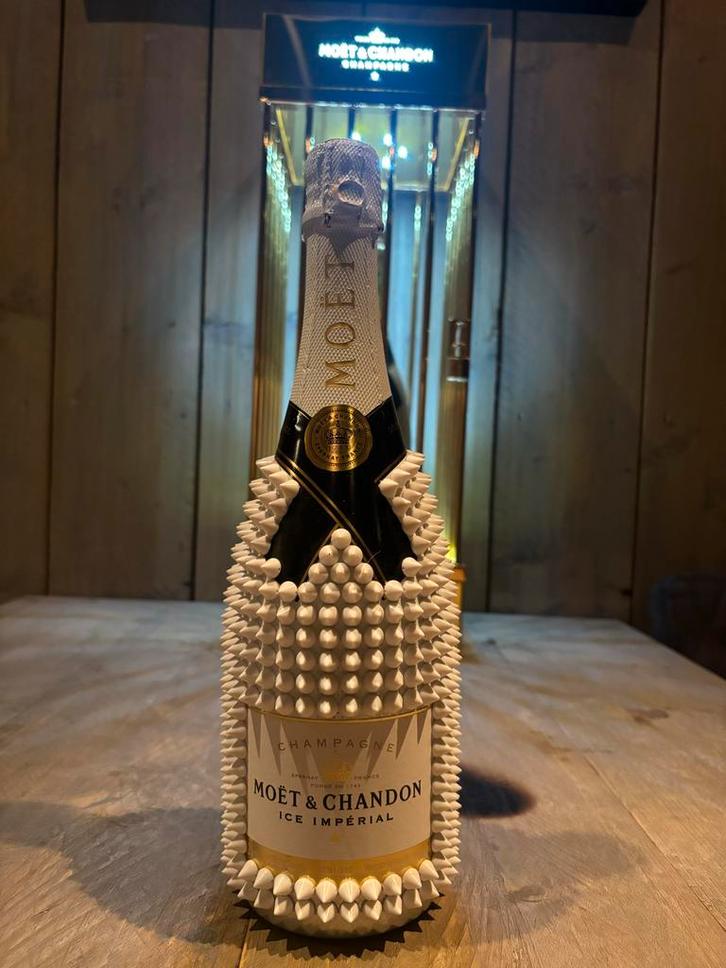 Moët & Chandon Ice Imperial - Studs Versie, Verzamelen, Wijnen, Nieuw, Champagne, Frankrijk, Vol, Ophalen of Verzenden