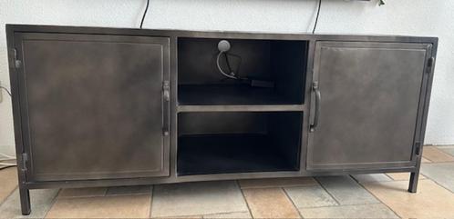 Henders&Hazel Dressoir (130x42x55 cm) - 2 deuren - 2 niches, Huis en Inrichting, Kasten | Dressoirs, Gebruikt, 150 tot 200 cm