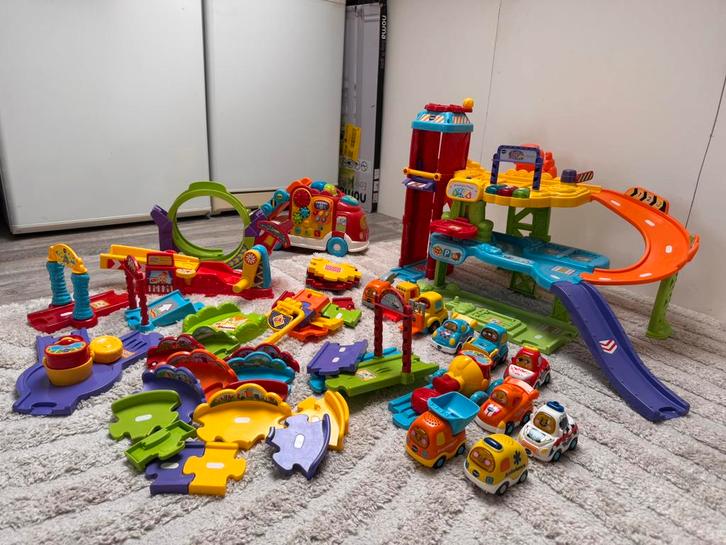 Toet Toet Auto Garage met Auto's en Baan, Kinderen en Baby's, Speelgoed | Babyspeelgoed, Gebruikt, Auto, Met geluid, Ophalen