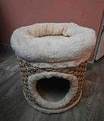 Vida XL kattenhuisje nieuw in doos, Dieren en Toebehoren, Kattenmanden, Ophalen of Verzenden, Nieuw, Pluche