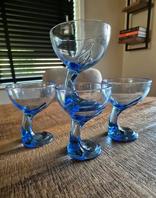 Bormioli Rocco Jerba dessertkommen , ijscoupes, Huis en Inrichting, Keuken | Servies, Zo goed als nieuw, Overige stijlen, Glas