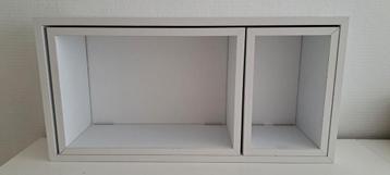 Witte Houten Schappen - Decoratief beschikbaar voor biedingen
