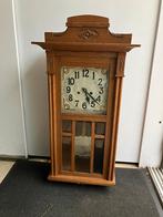 klok ca 100 jaar oud, Antiek en Kunst, Ophalen