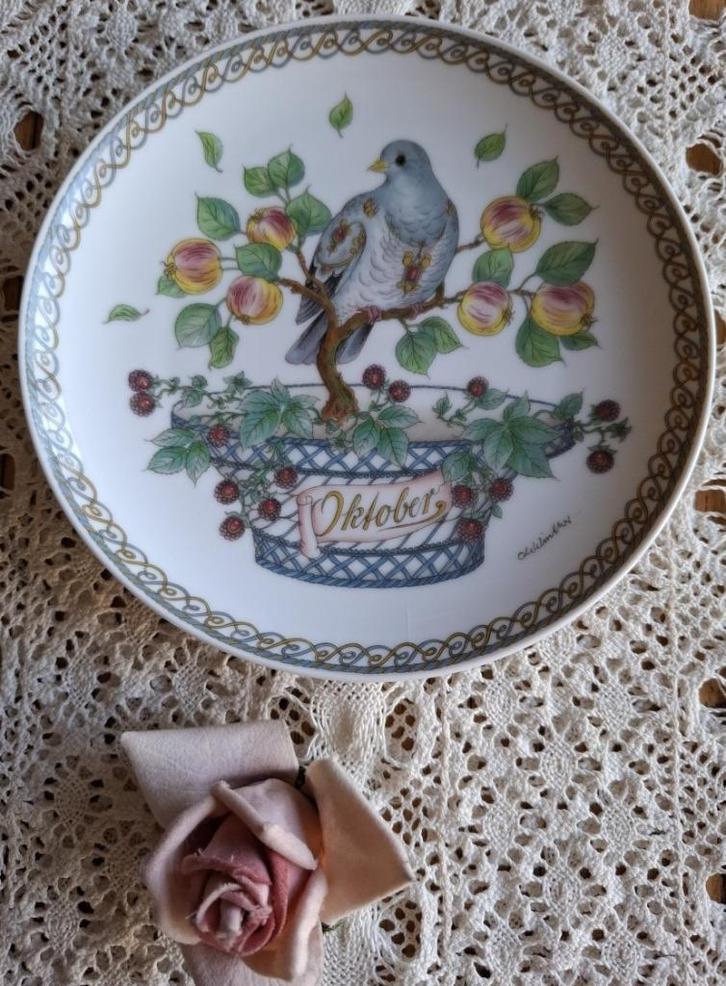 Hutschenreuther wandbordje, duif, Oktober, Ole Winther, Antiek en Kunst, Curiosa en Brocante, Ophalen of Verzenden