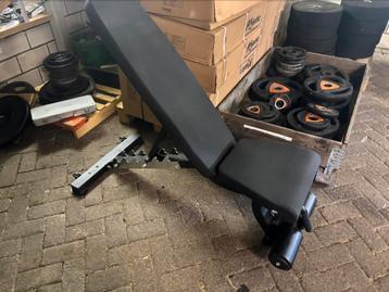 Nieuw - Athletic performance adjustable bench beschikbaar voor biedingen