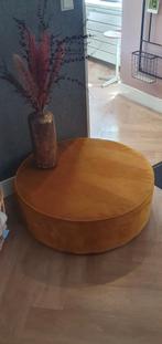 Mooie grote poef/voetenbank/bijzettafel oker geel, Ophalen of Verzenden, Zo goed als nieuw, Rond