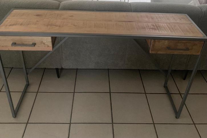 Mooie Mango houten Sidetable /Bureautje, Huis en Inrichting, Tafels | Sidetables, Zo goed als nieuw, 25 tot 50 cm, 100 tot 150 cm