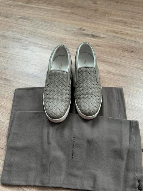 NIEUW Bottega Veneta Intrecciato Slip On 38,5 / valt als 40, Kleding | Dames, Schoenen, Zo goed als nieuw, Sandalen of Muiltjes