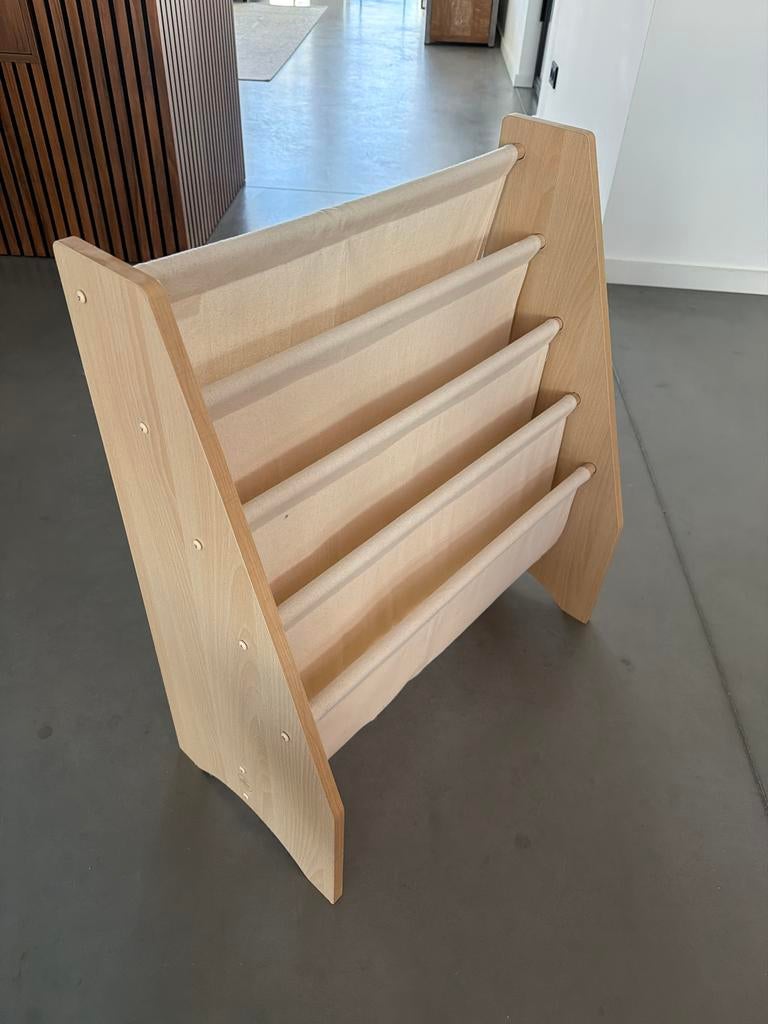 KidKraft Boekenrek met Hangvakken - Zo Goed Als Nieuw!, Zo goed als nieuw, Minder dan 50 cm, Ophalen, Minder dan 90 cm