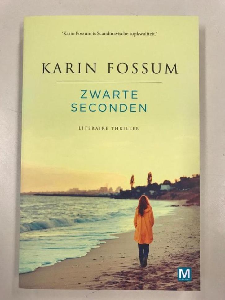 Zwarte seconden Karin Fossum, Boeken, Thrillers, Zo goed als nieuw, Scandinavië, Ophalen of Verzenden