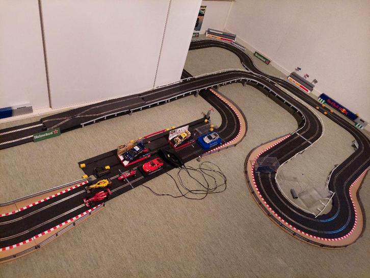 SCALEXTRIC RACEBAAN ,GROTE BAAN, 7 AUTO'S, Kinderen en Baby's, Speelgoed | Racebanen, Gebruikt, Racebaan, Elektrisch, Overige merken