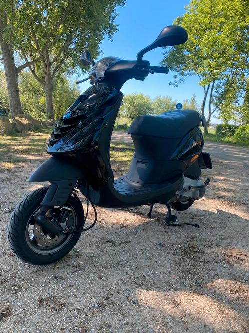 Piaggio zip 125cc A1(180cc,125cc,zip,tph,runner,piaggio), Fietsen en Brommers, Brommers | Tuning en Styling, Gebruikt, Ophalen