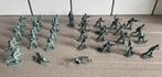 32 Soldaten poppetjes soldaat poppetje, Ophalen of Verzenden, Zo goed als nieuw