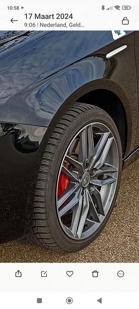 Alfa giulietta velgen 18 inchmet winterbanden, Auto-onderdelen, Banden en Velgen, Banden en Velgen, Winterbanden, 18 inch, 225 mm