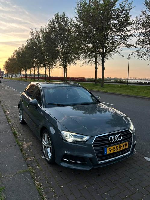 Audi A3 1.5 Tfsi 150pk CoD Ultra S-tronic 2019 Grijs, Auto's, Audi, Particulier, A3, Benzine, Hatchback, Automaat, Geïmporteerd