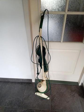 Vintage steel stofzuiger jaren 50. WERKEND. beschikbaar voor biedingen