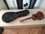 Ukelele versterbaar concert model, Muziek en Instrumenten, Snaarinstrumenten | Gitaren | Akoestisch, Ophalen, Zo goed als nieuw
