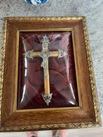 Vintage Kruisbeeld achter glas jaren 50, Antiek en Kunst, Verzenden