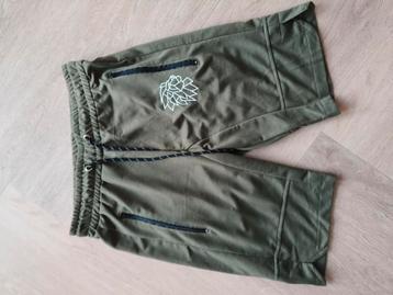 Sportbroek kort model maat M Nieuw!  beschikbaar voor biedingen