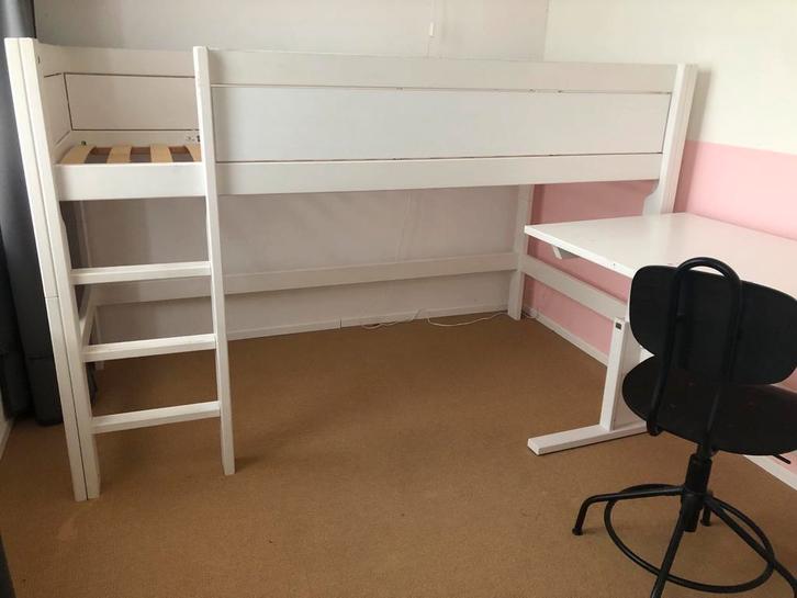 Lifetime Halfhoogslaper met Bureau - Wit, Kinderen en Baby's, Kinderkamer | Stapelbedden en Hoogslapers, Gebruikt, Halfhoogslaper