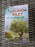 Lucinda Riley  / De olijfboom & Het Italiaanse meisje, Gelezen, Lucinda Riley, Ophalen of Verzenden, Nederland