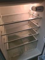 Ervaren goed werkende SIEMENS inbouw koelkast voor sleepdeur, Gebruikt, 100 tot 150 liter, Met aparte vriezer, 45 tot 60 cm