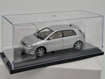 Toyota Corolla Runx (2001) zeldzaam/origineel 1/43 beschikbaar voor biedingen